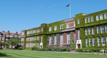 Dean of Humanities, Arts & Social Sciences Excellence Scholarship at Regent’s University London in UK, 2018