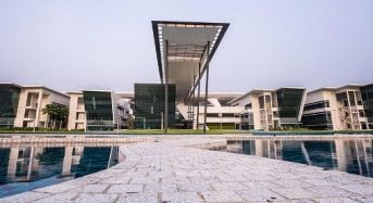 Full Tuition UCTS Bachelor Scholarships for Malaysian and International Students, 2018